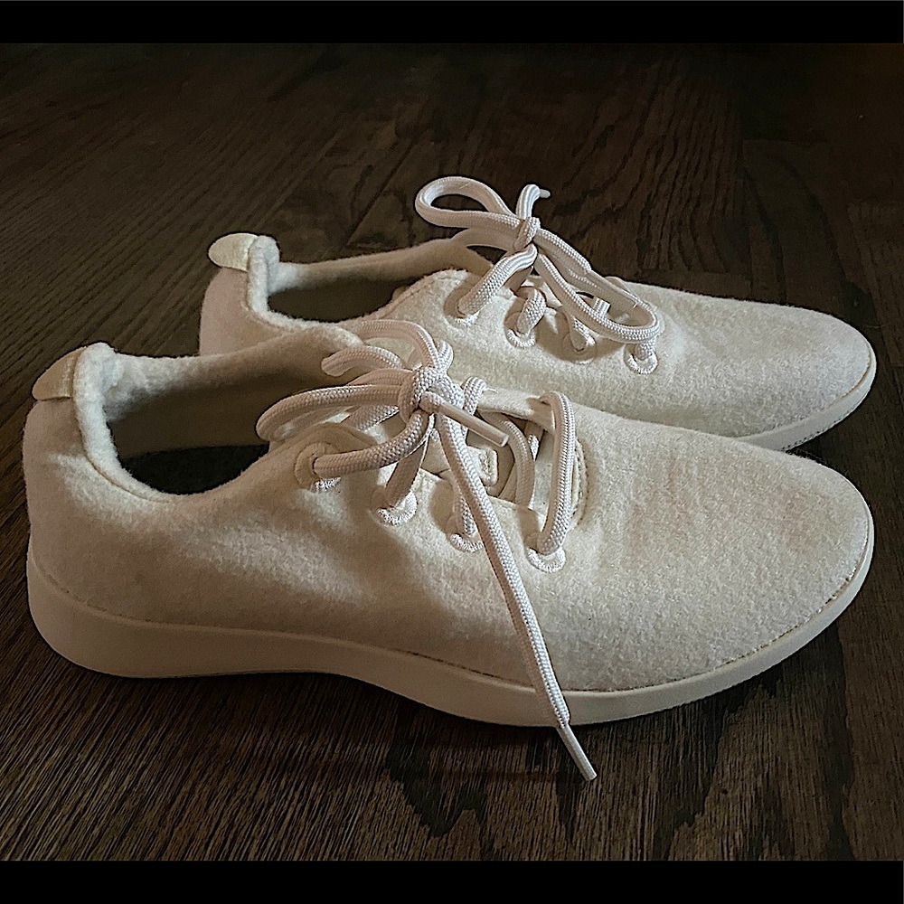 Allbirds Women’s wool runners in white